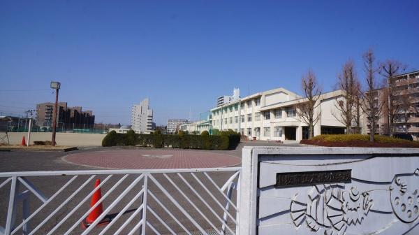 桃花台パークヒルズ四番館(大城小学校)
