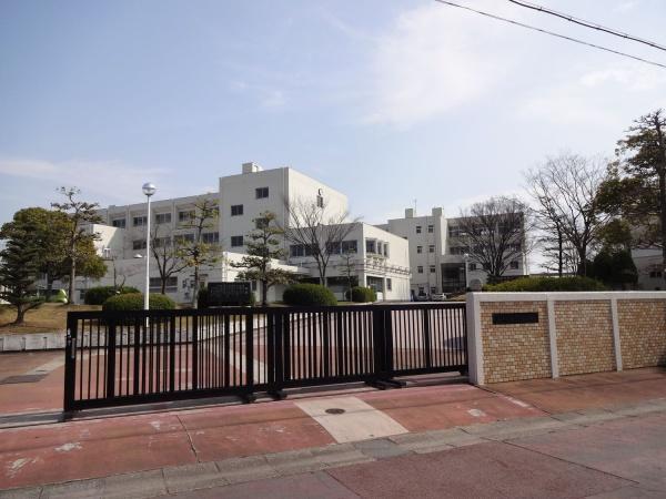桃花台パークヒルズ四番館(桃陵中学校)