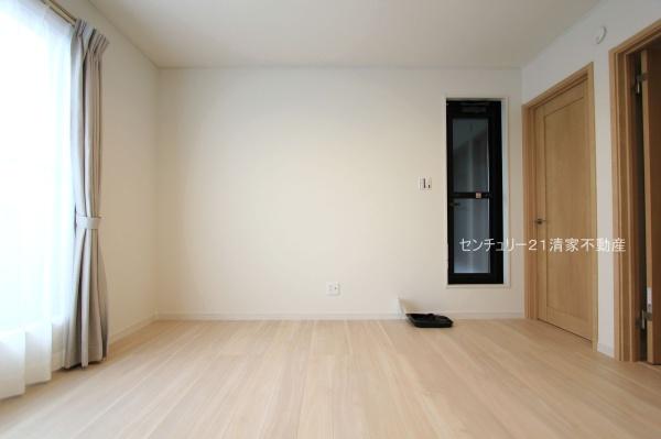 春日井市高山町4丁目の新築一戸建(洋室)