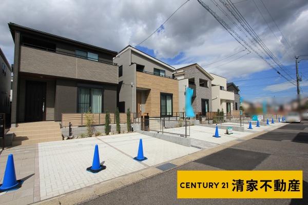 春日井市高山町4丁目の新築一戸建(前面道路含む現地写真)