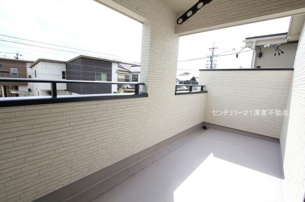 春日井市高山町4丁目の新築一戸建(バルコニー)
