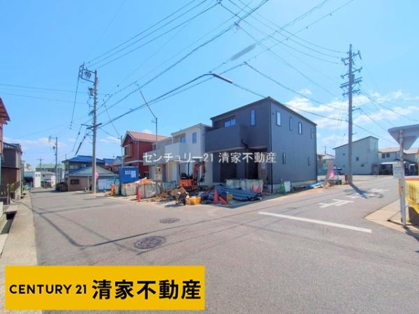 春日井市西高山町３丁目の新築一戸建