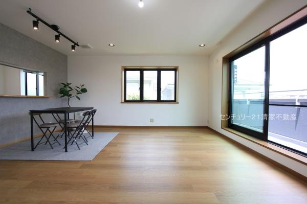 春日井市篠木町３丁目の中古一戸建