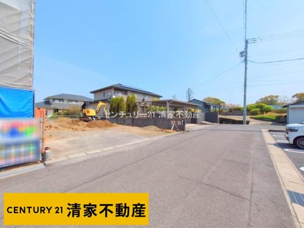 春日井市花長町１丁目の新築一戸建
