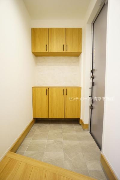 北名古屋市熊之庄小烏の新築一戸建(玄関)