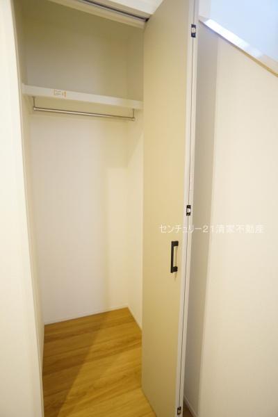 北名古屋市熊之庄小烏の新築一戸建(収納)