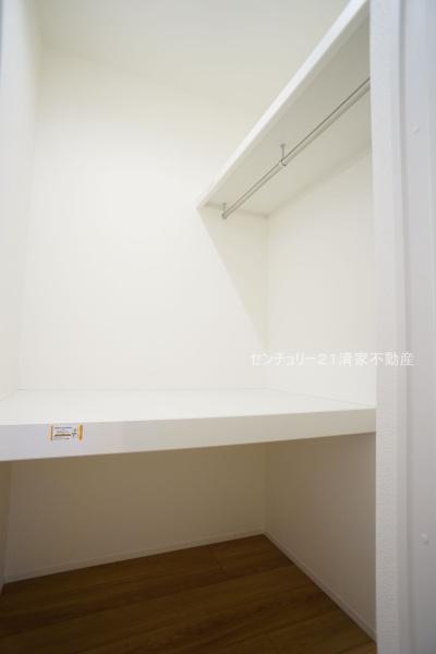 北名古屋市熊之庄小烏の新築一戸建(収納)