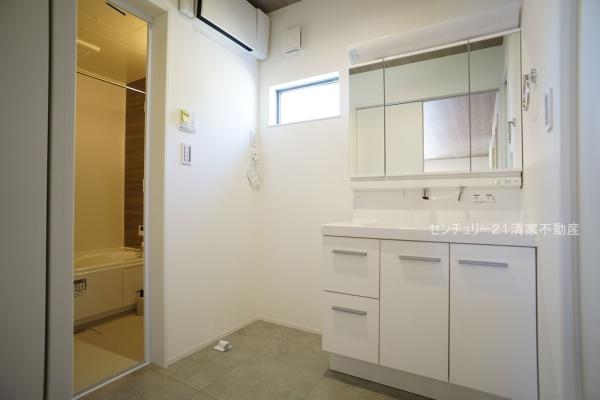 北名古屋市鹿田西赤土の新築一戸建