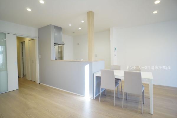 北名古屋市鍜治ケ一色東一丁目の中古一戸建て