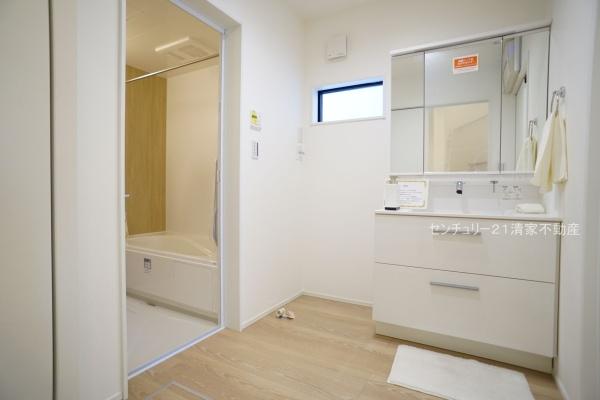 北名古屋市鍜治ケ一色東一丁目の中古一戸建て