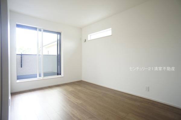 小牧市小牧２丁目の新築一戸建
