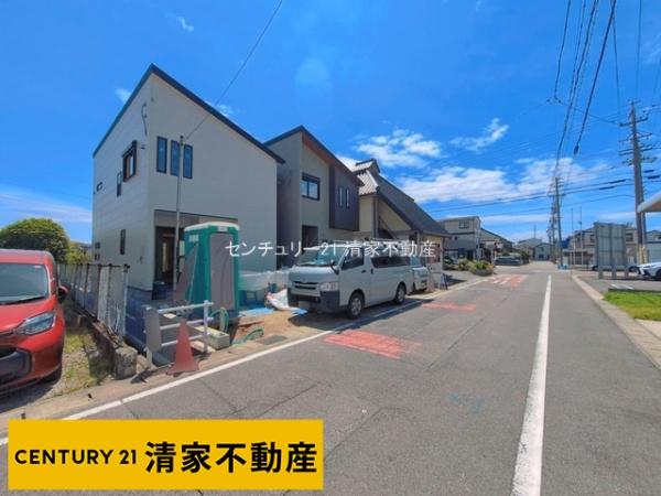 小牧市小牧２丁目の新築一戸建