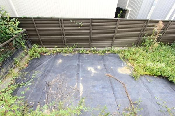 春日井市高山町2丁目の中古一戸建て(庭)