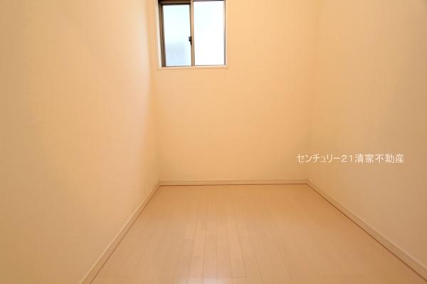 春日井市高山町2丁目の中古一戸建て(収納)