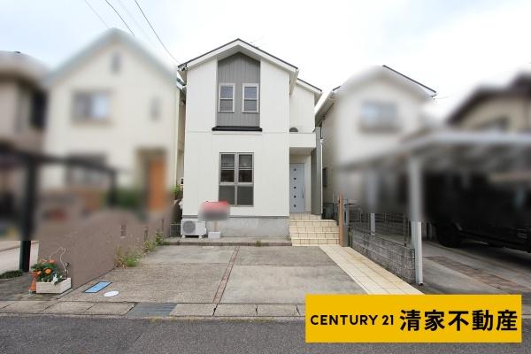 春日井市高山町2丁目の中古一戸建て(駐車場)