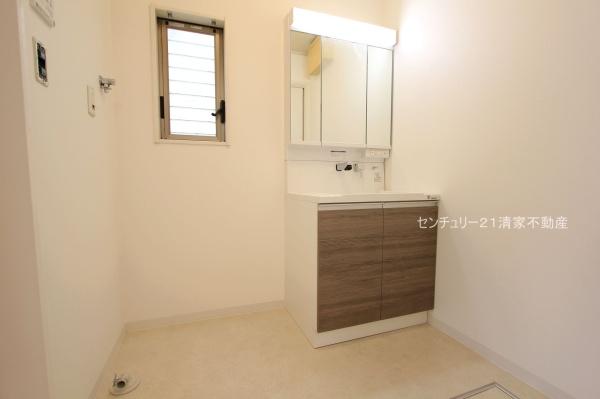 春日井市高山町2丁目の中古一戸建て(洗面台・洗面所)