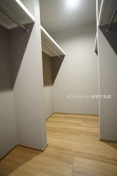 北名古屋市六ツ師宮西の中古一戸建て(収納)