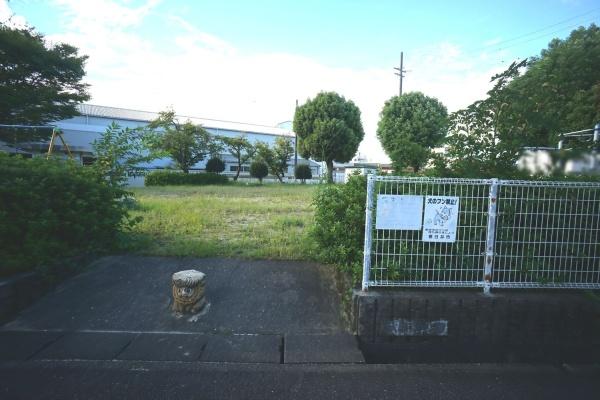 春日井市六軒屋町西2丁目の中古一戸建て(鹿下公園)