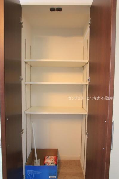 ライオンズステーションプラザ勝川弐番館