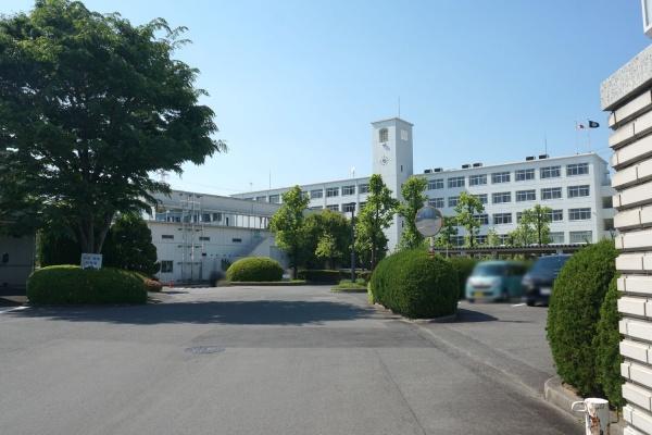 春日井市東山町４丁目の土地(中部大学春日丘高等学校)