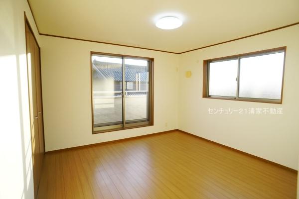 北名古屋市薬師寺屋敷の中古一戸建て