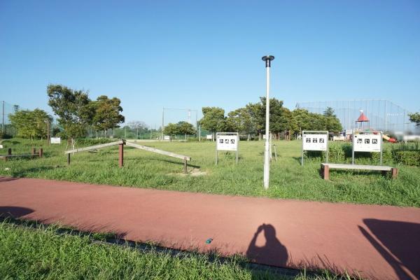 春日井市西山町の土地(大池児童遊園)
