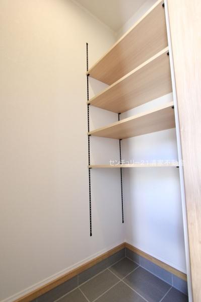 春日井市知多町２丁目の新築一戸建