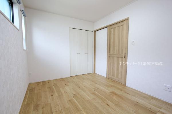 春日井市知多町２丁目の新築一戸建