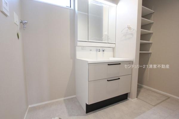 春日井市知多町２丁目の新築一戸建