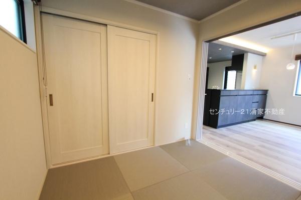 春日井市知多町２丁目の新築一戸建