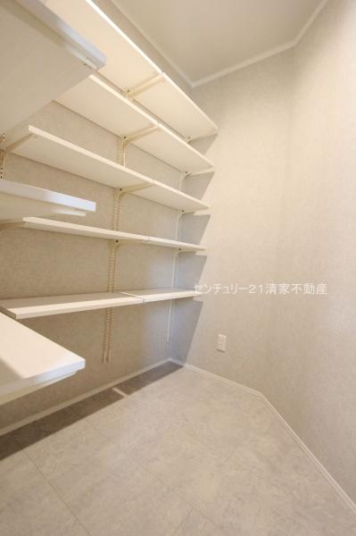 春日井市知多町２丁目の新築一戸建