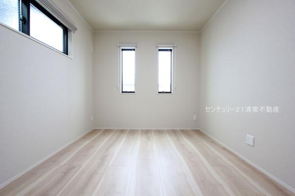 春日井市知多町２丁目の新築一戸建