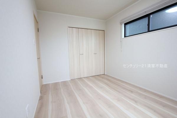 春日井市知多町２丁目の新築一戸建