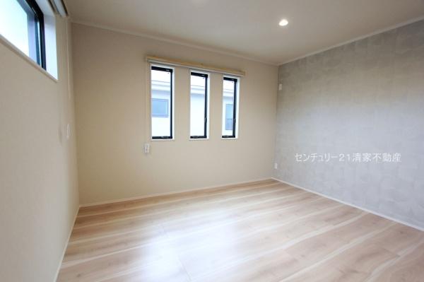 春日井市知多町２丁目の新築一戸建