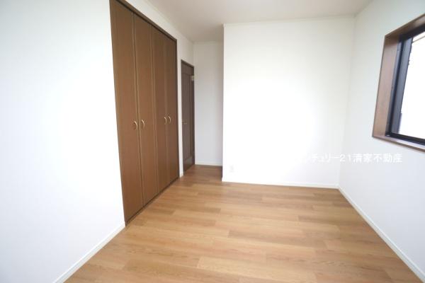 小牧市大字久保一色の中古一戸建て