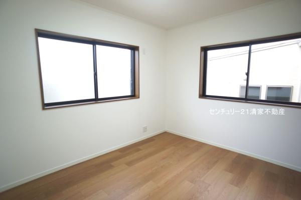 小牧市大字久保一色の中古一戸建て