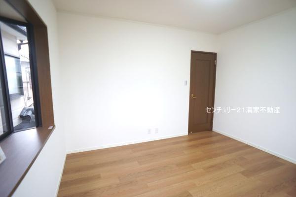 小牧市大字久保一色の中古一戸建て