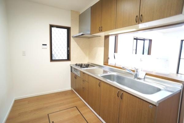 小牧市大字久保一色の中古一戸建