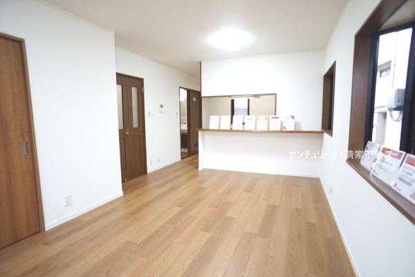 小牧市大字久保一色の中古一戸建