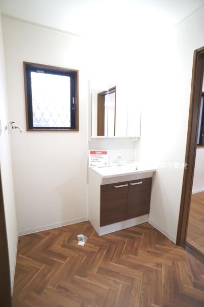 小牧市大字久保一色の中古一戸建