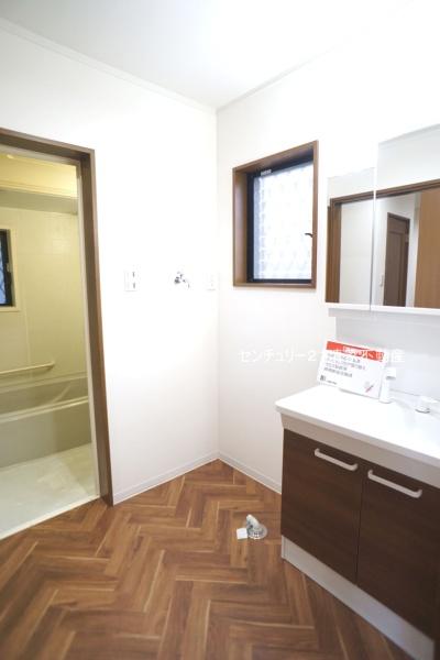 小牧市大字久保一色の中古一戸建て