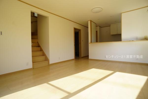 北名古屋市六ツ師中屋敷の中古一戸建