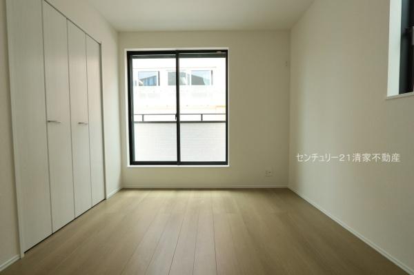 春日井市八事町１丁目の新築一戸建