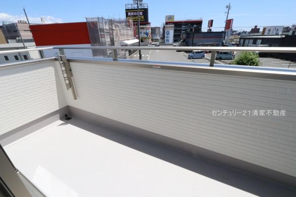 春日井市六軒屋町字中山の新築一戸建