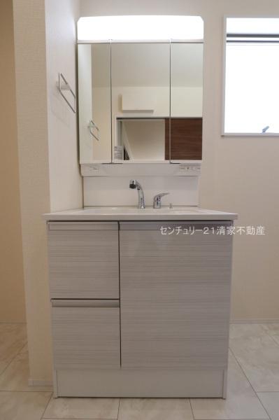 春日井市西高山町３丁目の新築一戸建
