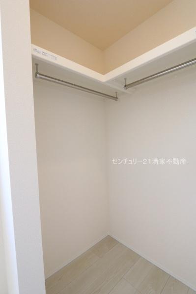 春日井市西高山町３丁目の新築一戸建