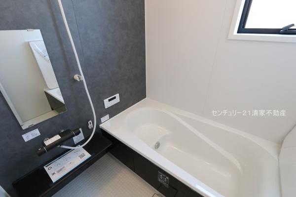 春日井市西高山町３丁目の新築一戸建