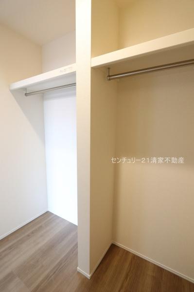 春日井市西高山町３丁目の新築一戸建