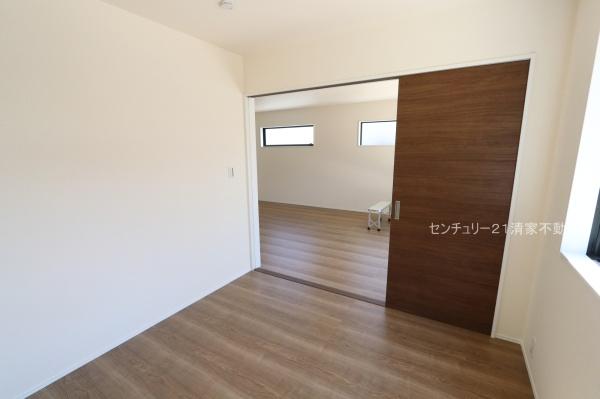 春日井市西高山町３丁目の新築一戸建