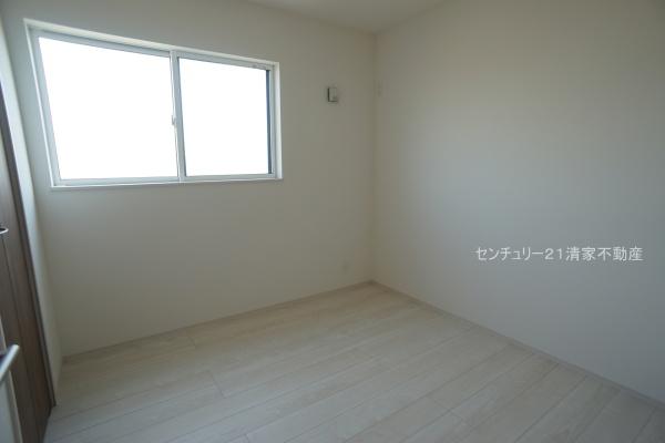 小牧市藤島１丁目の新築一戸建